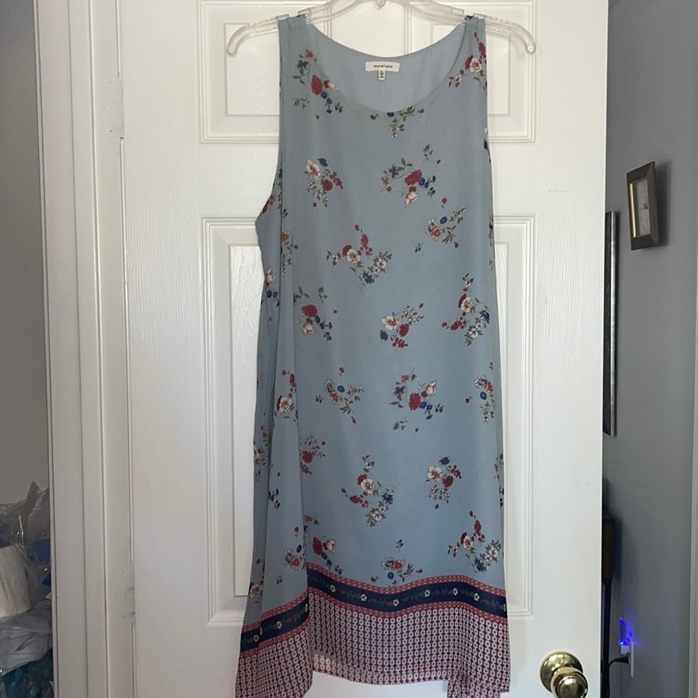 MAX STUDIO women’s dress.